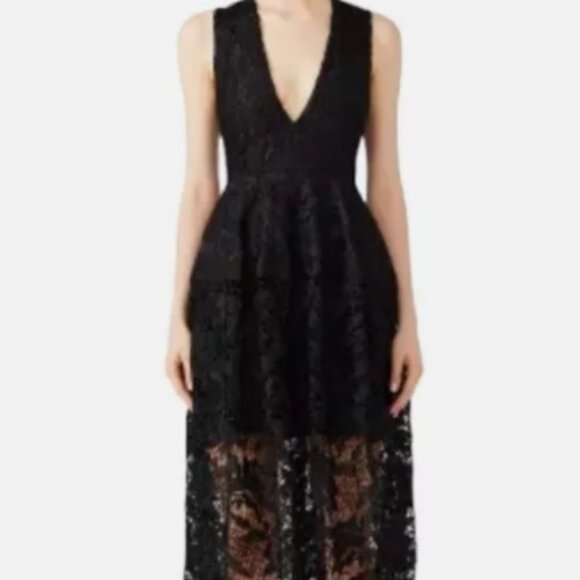NICHOLAS Dresses & Skirts - NICHOLAS Black Lace Deep V Midi Dress - Size 6